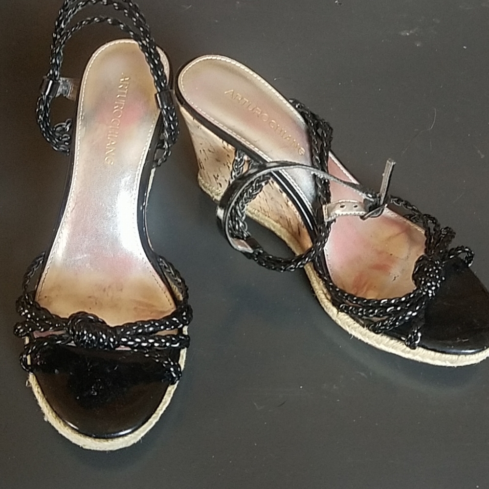 Arturo Chiang wedge shoes
